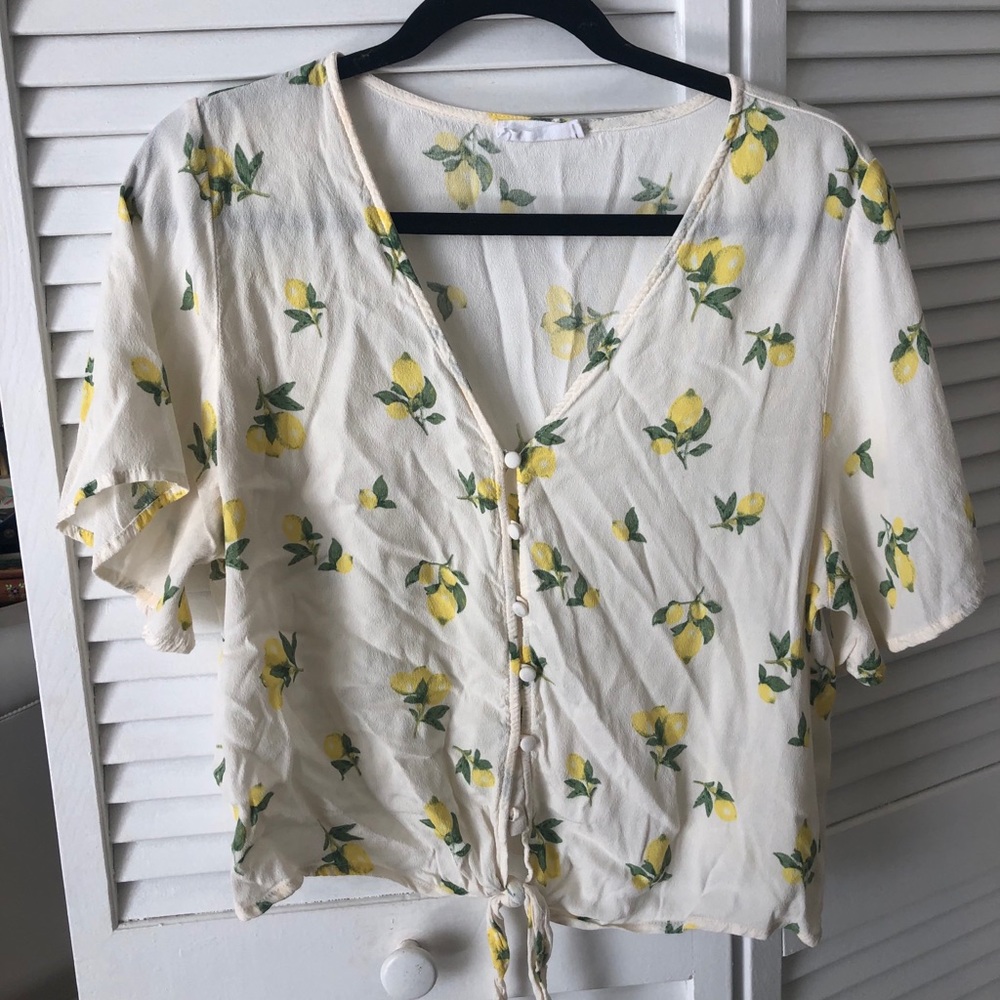 ELODIE Lemon Crop Button Down